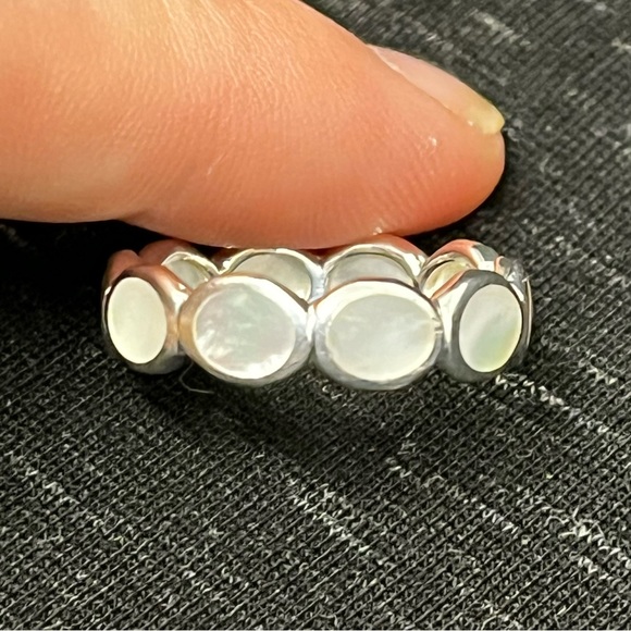 All-Around Tiny Ovals Ring in Sterling Silver and Mother of Pearl - Picture 12 of 13